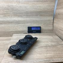 746775 32 74677532  Climate control unit Volkswagen PASSAT B6