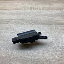 1K1907511C 0132801340  Air flap motor/actuator Volkswagen PASSAT B6