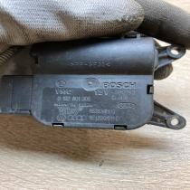 8E1820511D 0132801305  Air flap motor/actuator Audi A4 S4 B6 8E 8H