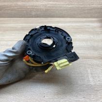 30L0096   Airbag slip ring squib (SRS ring) Toyota Corolla Verso AR10