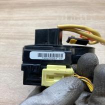 30L0096   Airbag slip ring squib (SRS ring) Toyota Corolla Verso AR10