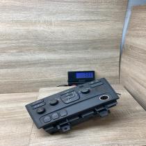 8682930   Climate control unit Volvo S60