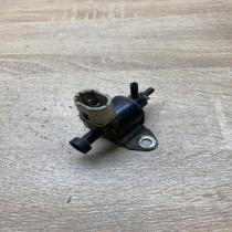 7700855725   Turbo solenoid valve Renault Megane I