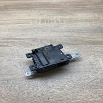 063800 0920 0638000920  Air flap motor/actuator Toyota Auris 150