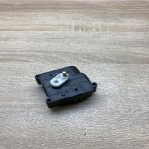 113800 2051 1138002051  Air flap motor/actuator Toyota Corolla Verso AR10