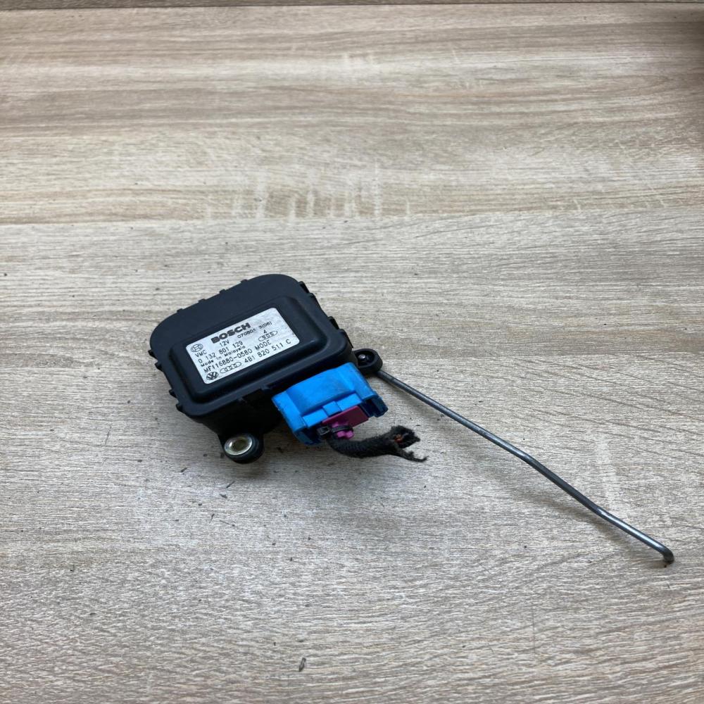 4B1820511C 0132801129  Air flap motor/actuator Audi A6 S6 C5 4B