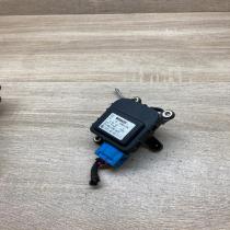 4B1820511C 0132801129  Air flap motor/actuator Audi A6 S6 C5 4B