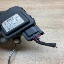 4B1820511 0132801126  Air flap motor/actuator Audi A6 S6 C5 4B