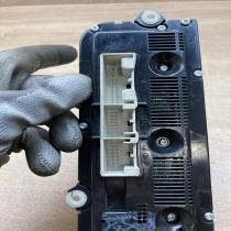 746775 32V 74677532V  Climate control unit Volkswagen PASSAT B6