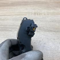 YS4T 19A945 BA YS4T19A945BA  Windscreen/window heater switch Ford Focus