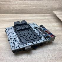 0004469 9401802 9162438 Fuse module Volvo S60