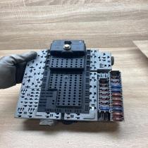 0004469 9401802 9162438 Fuse module Volvo S60