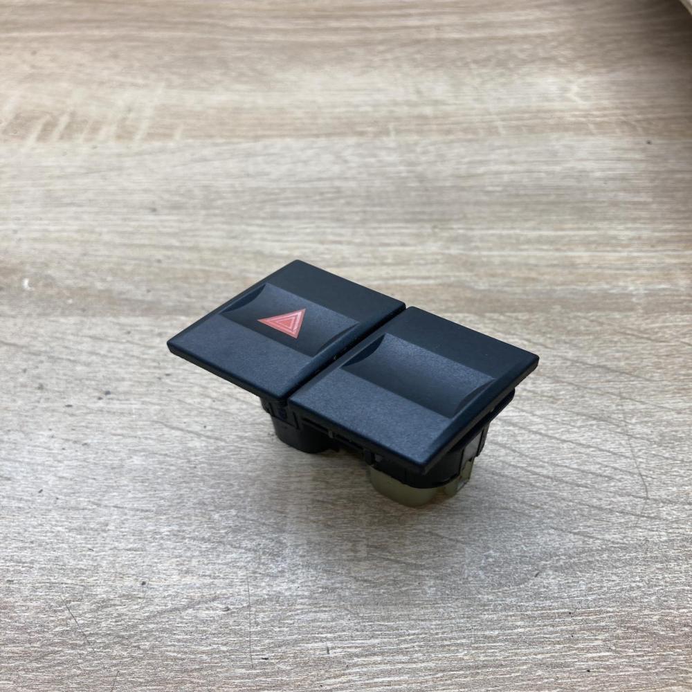 2S7T 13A350 DA 2S7T13A350DA  Hazard light switch Ford Mondeo Mk III