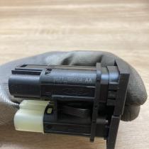 1S7T 19B514 AA 1S7T19B514AA  Tailgate opening switch Ford Mondeo Mk III