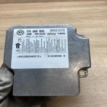 1T0909605   Airbag control unit/module Volkswagen Touran I