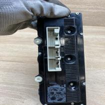 746775 12 74677512  Climate control unit Volkswagen PASSAT B6