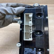 746775 32 74677532  Climate control unit Volkswagen PASSAT B6