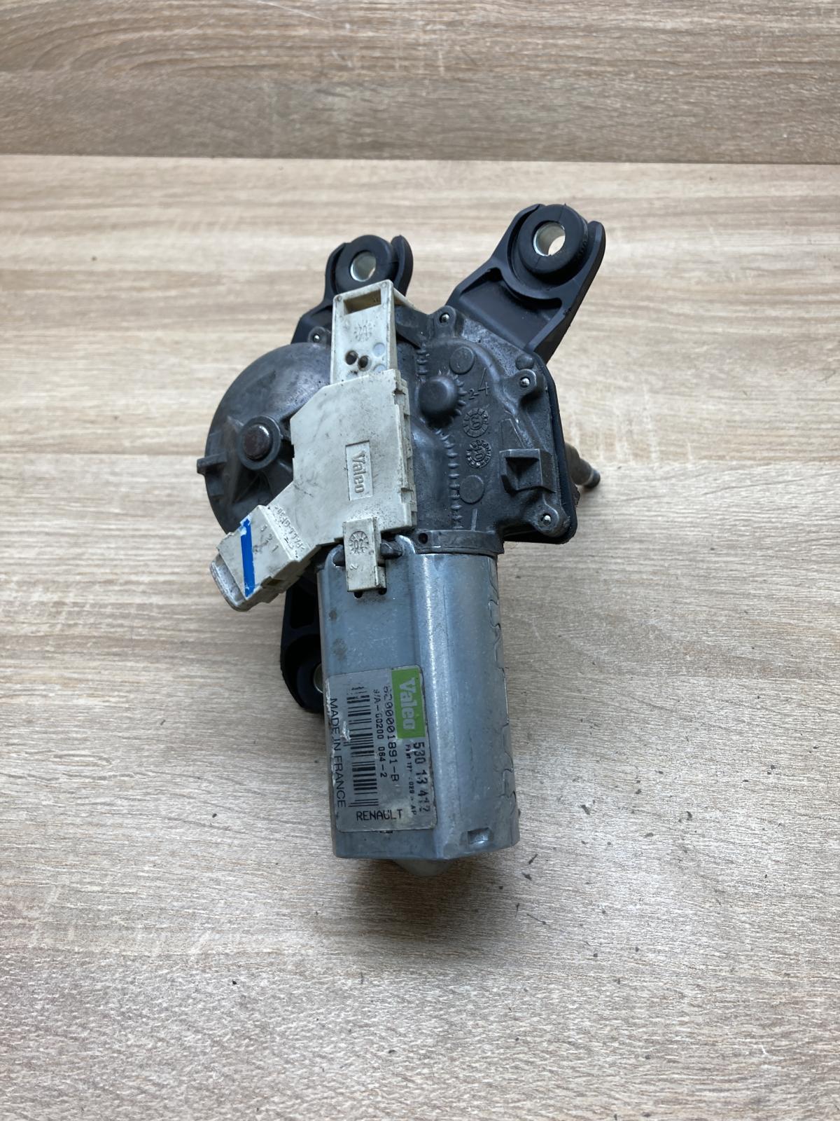 8200001891 B 8200001891B  Rear window wiper motor Renault Laguna II