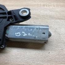 8200001891 B 8200001891B  Rear window wiper motor Renault Laguna II