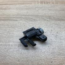 1J0906283A   Vacuum valve Volkswagen Golf V