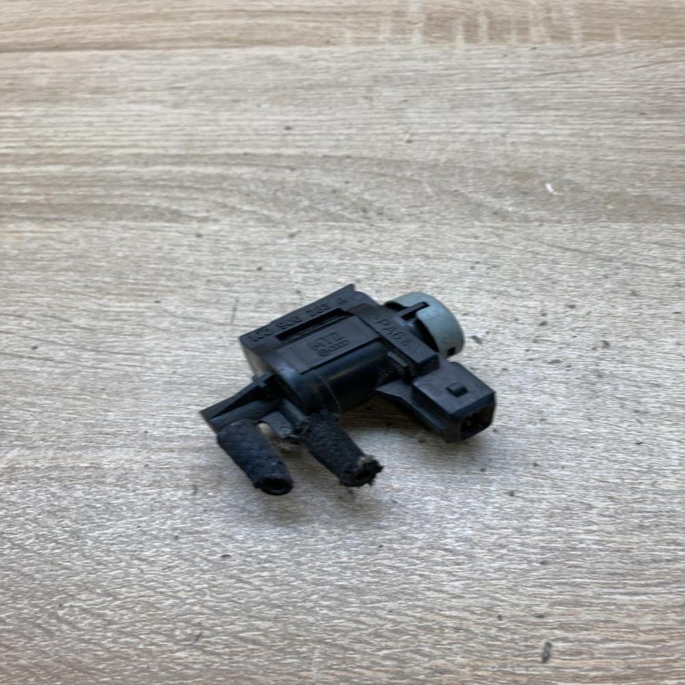 1J0906283A   Vacuum valve Volkswagen Golf V