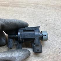 1J0906283A   Vacuum valve Volkswagen Golf V