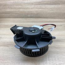 5576701   Heater fan/blower Peugeot 206