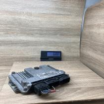 9664843780 0281013872  Engine control unit/module ECU Peugeot 308