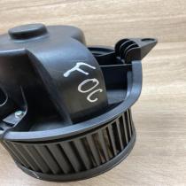 NRF2002083   Heater fan/blower Ford Focus