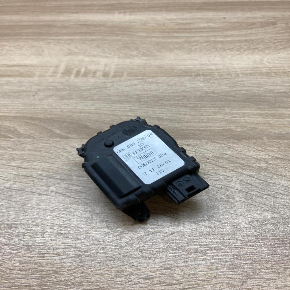 6NN008298 9180021  Air flap motor/actuator Opel Vectra C