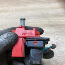94BB 7C534 AC 94BB7C534AC  Brake pedal sensor switch Ford Focus