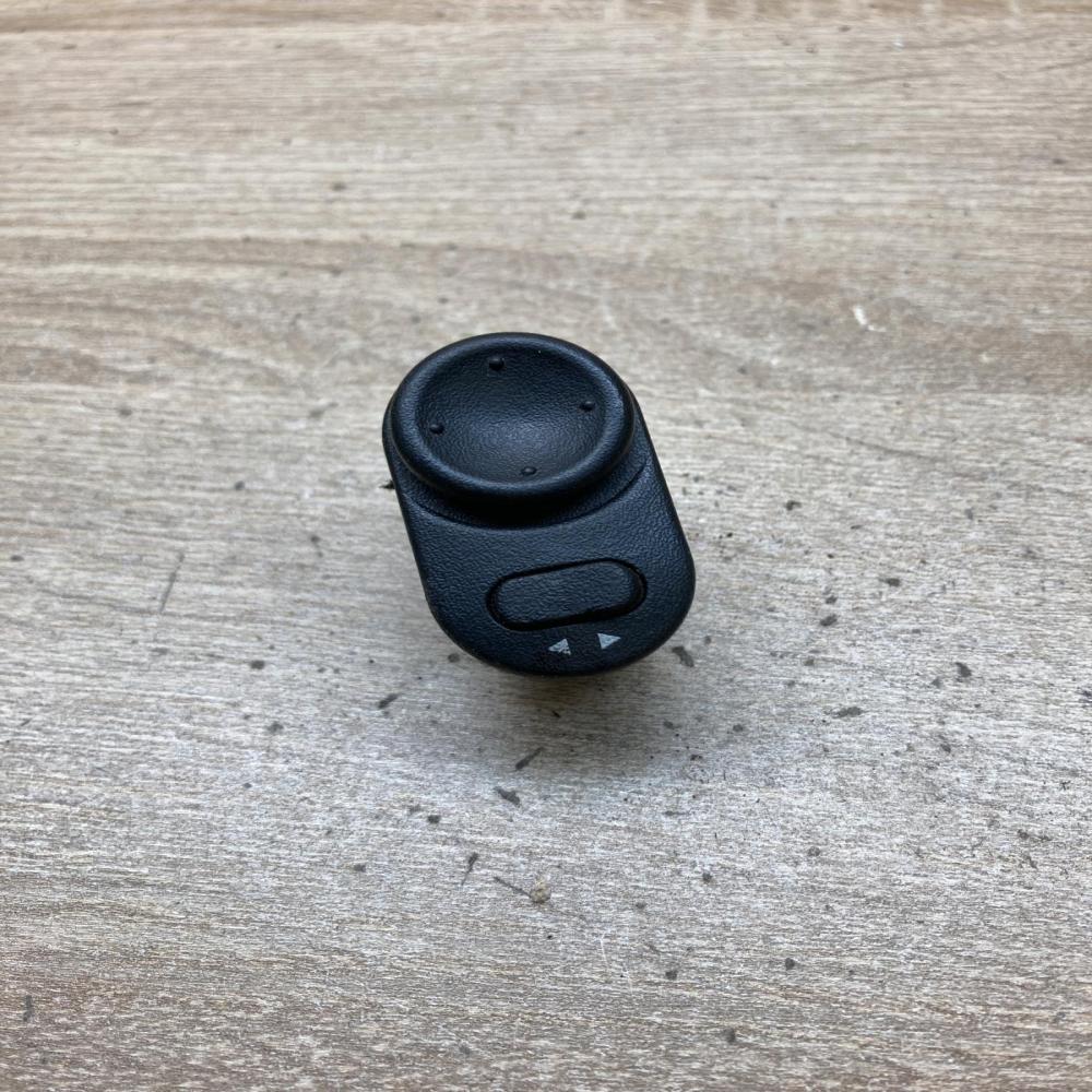 09226861   Wing mirror switch Opel Zafira A