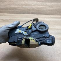 TOYOTA DOOR LOCK   Rear door lock Toyota Corolla E120 E130