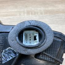 TOYOTA DOOR LOCK   Front door lock Toyota Corolla Verso E121