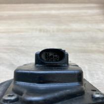 B6 EGR VALVE   EGR valve Volkswagen PASSAT B6