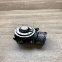 038131501AA   EGR valve Volkswagen PASSAT B5.5