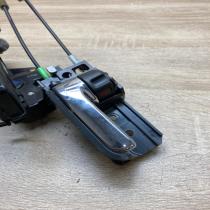 TOYOTA DOOR LOCK   Rear door lock Toyota Avensis T250