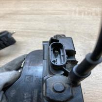 050060 BRR467  Front door lock Nissan Primera