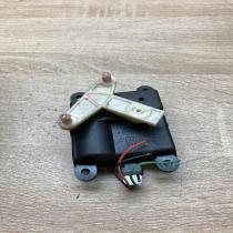 3T050 30820 3T05030820  Air flap motor/actuator Nissan Primera