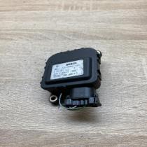 661985XC 0132801163  Air flap motor/actuator Renault Scenic I