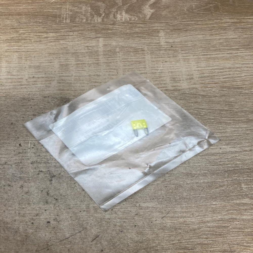 91870 38070   Fuse KIA Ceed