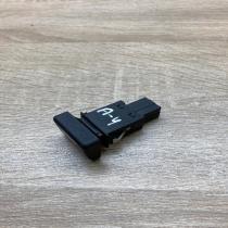 8E0941509   Hazard light switch Audi A4 S4 B7 8E 8H