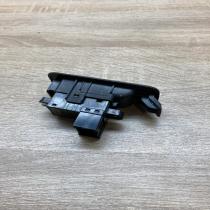 25411 AV600 25411AV600  Electric window control switch Nissan Primera