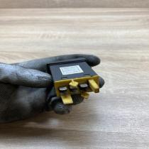 4A0941563C   Fog light switch Audi 80 90 S2 B4