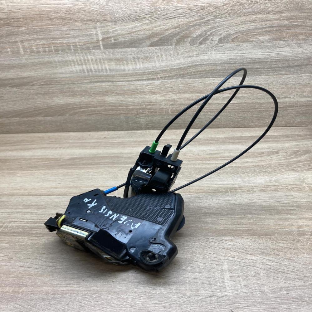 AVENSIS DOOR LOCK   Front door lock Toyota Avensis T250