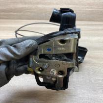 AVENSIS DOOR LOCK   Front door lock Toyota Avensis T250