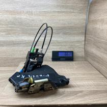 AVENSIS DOOR LOCK   Front door lock Toyota Avensis T250