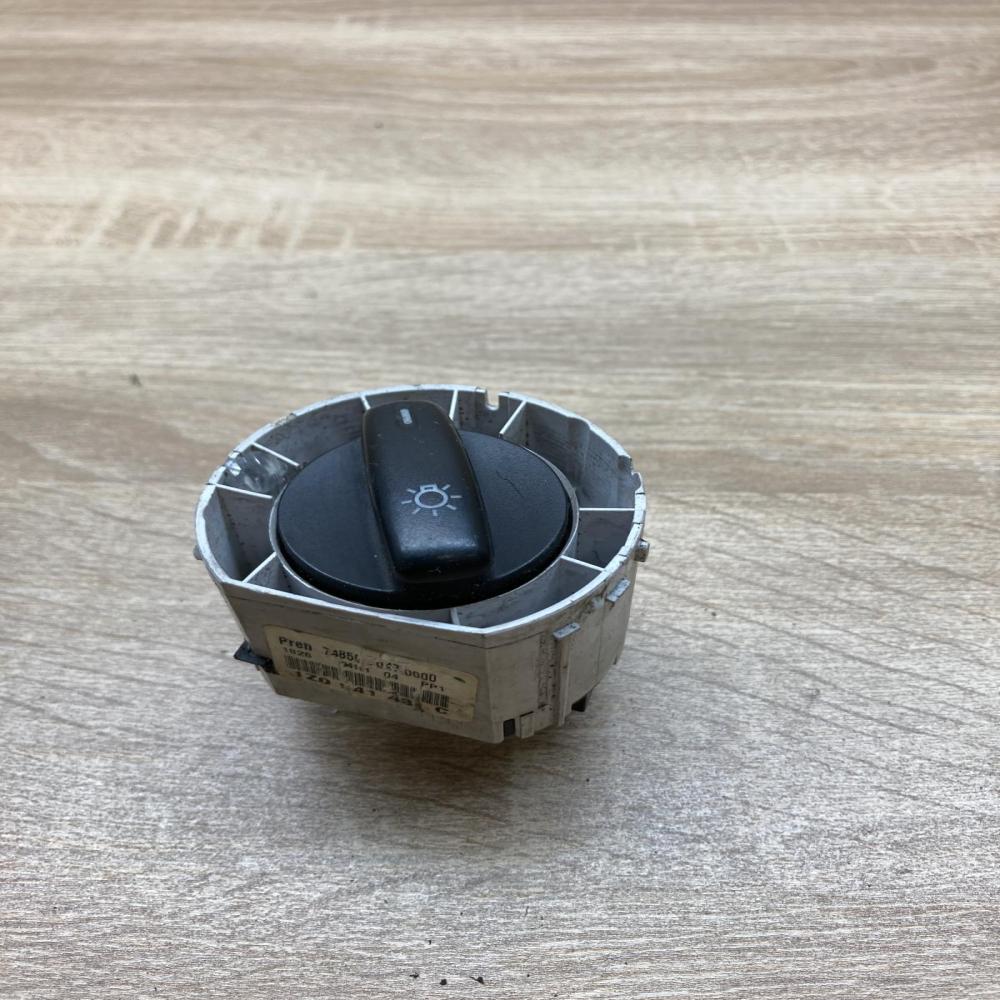 1Z0941431C   Light switch Skoda Octavia Mk2 (1Z)