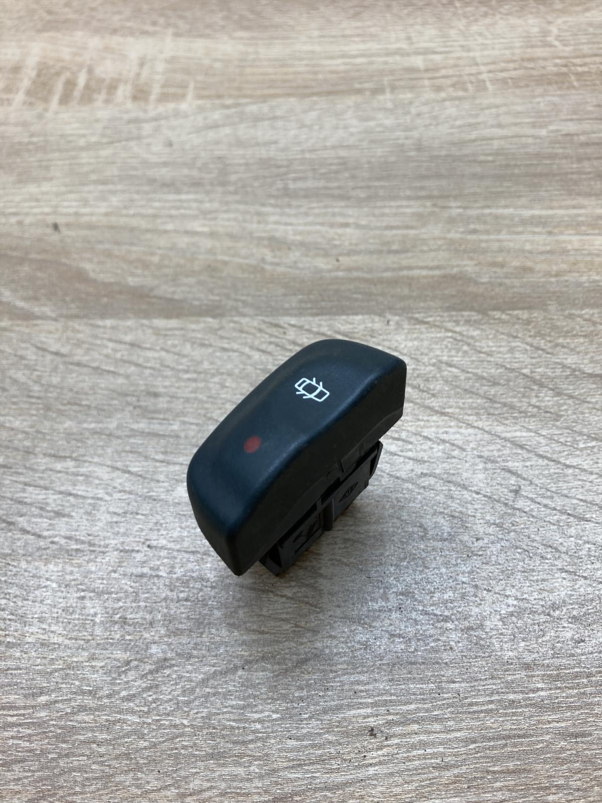 841242B   Central locking switch button Renault Scenic I