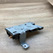 8P4035225D   Aerial antenna amplifier Audi A3 S3 8P